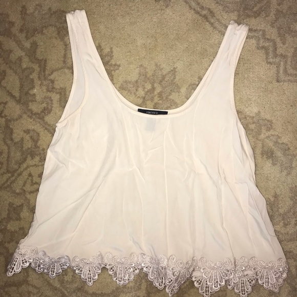 Off-White Flowy Crop Top - Picture 1 of 3